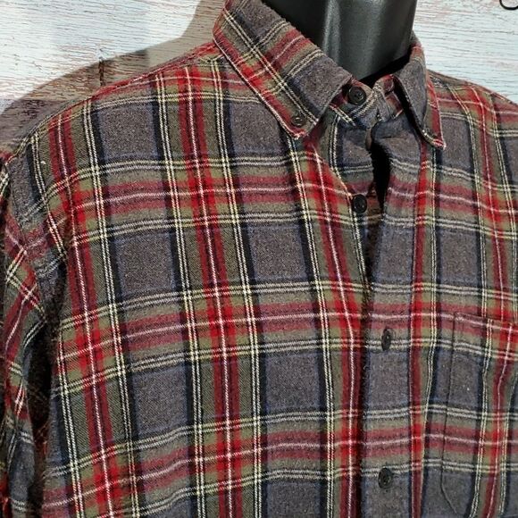 LL Bean Men's Gray Red Plaid Cotton Flannel Button Down Shirt Size M - Picture 3 of 8